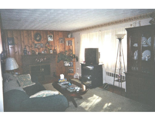 24 Buttaro Road Woburn, MA 01801 - Photo 5 of 12 Gallery Image 5