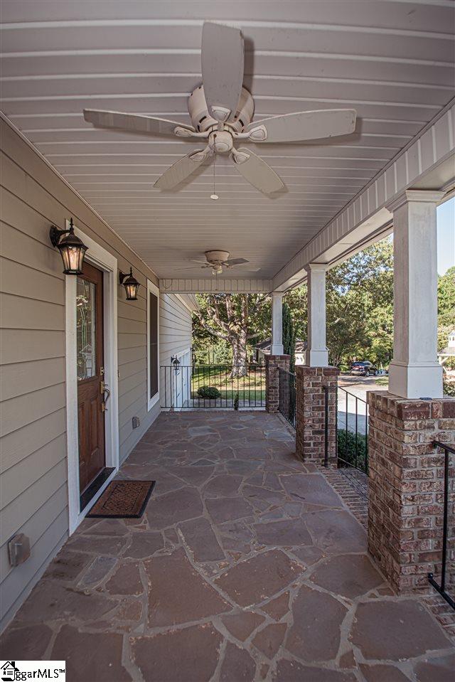 112 Hillandale Road Liberty, SC 29657 - Photo 4 of 35