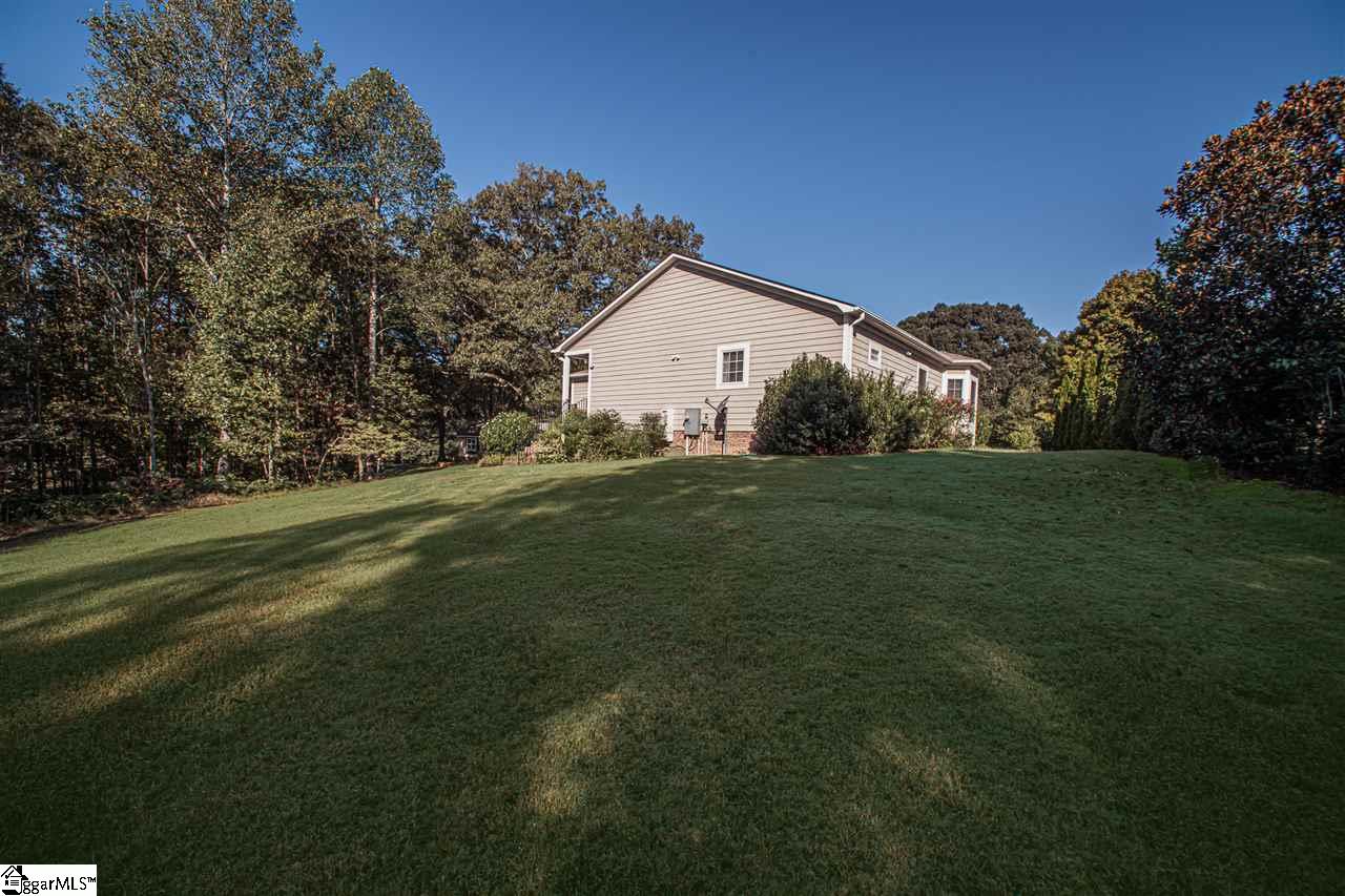 112 Hillandale Road Liberty, SC 29657 - Photo 31 of 35