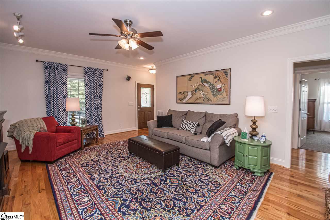 112 Hillandale Road Liberty, SC 29657 - Photo 5 of 35