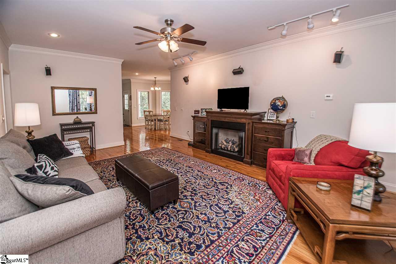 112 Hillandale Road Liberty, SC 29657 - Photo 7 of 35