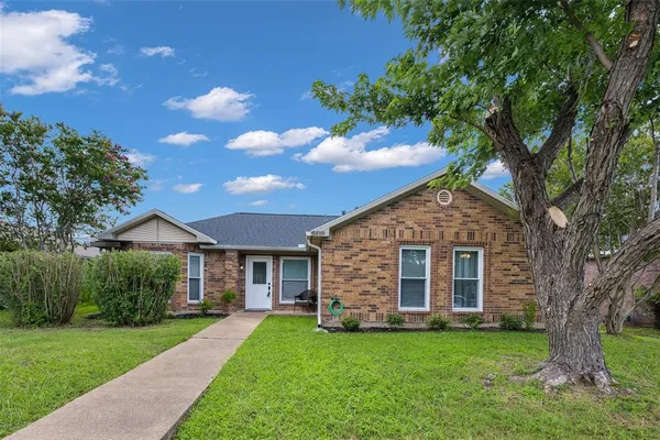 $315,000 | 6510 Gardenia Drive, Rowlett, TX 75089