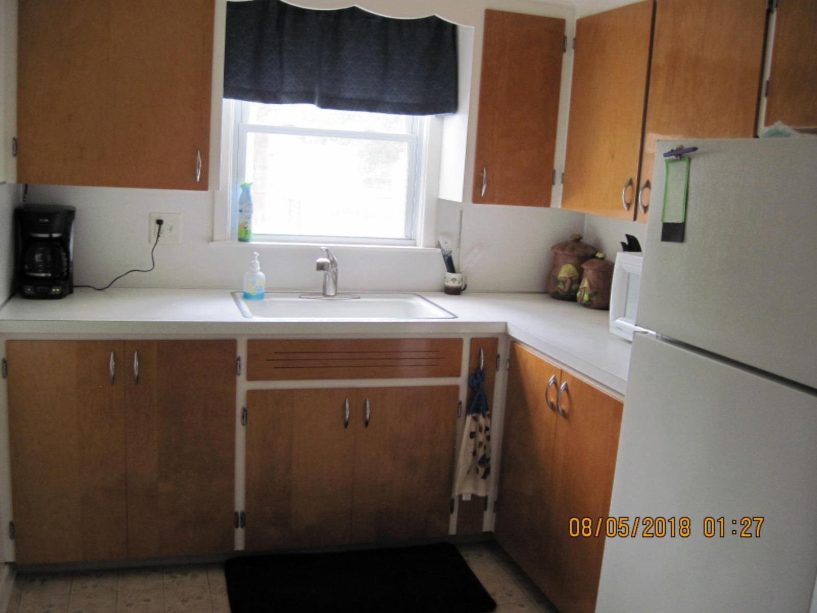 2897 Eastland Road Muskegon, MI 49441 - Photo 3 of 21 IMG_0012