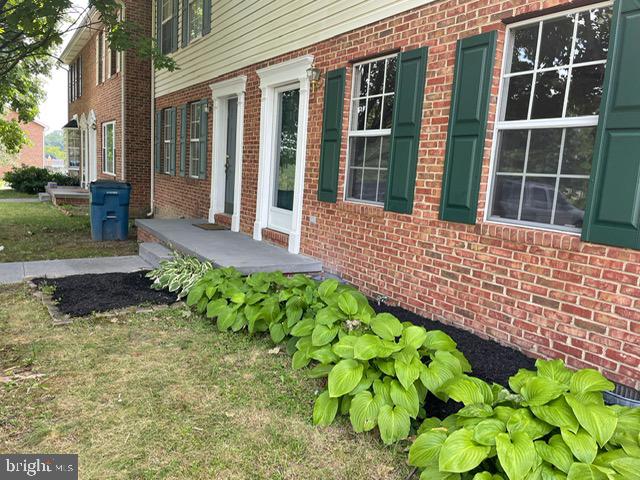 108 Hunter Run Road Winchester, VA 22602 - Photo 3 of 28