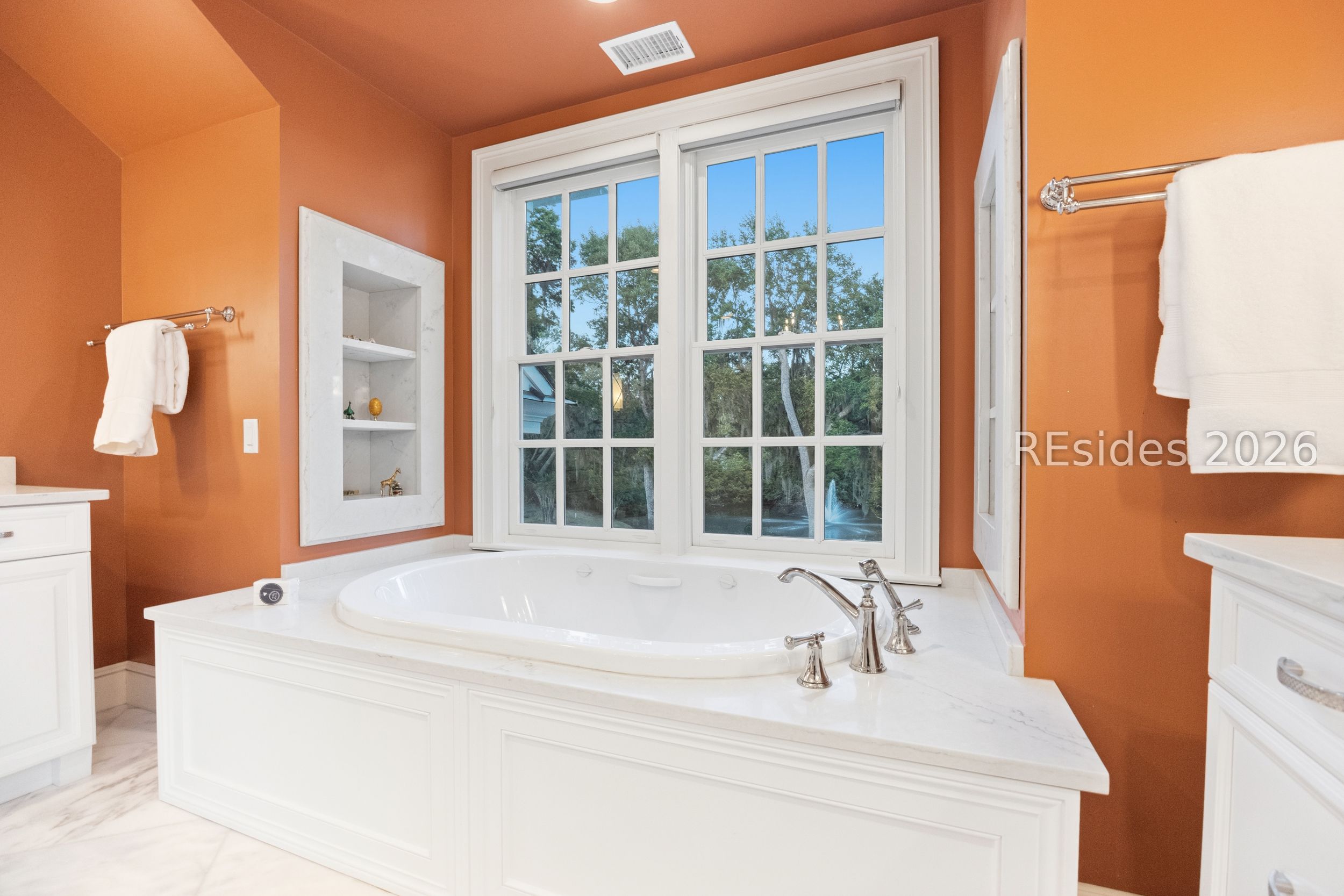 2 High Ponds Lane Bluffton, SC 29910 - Photo 43 of 78 Primary Bath 1 (off Dressing Room)