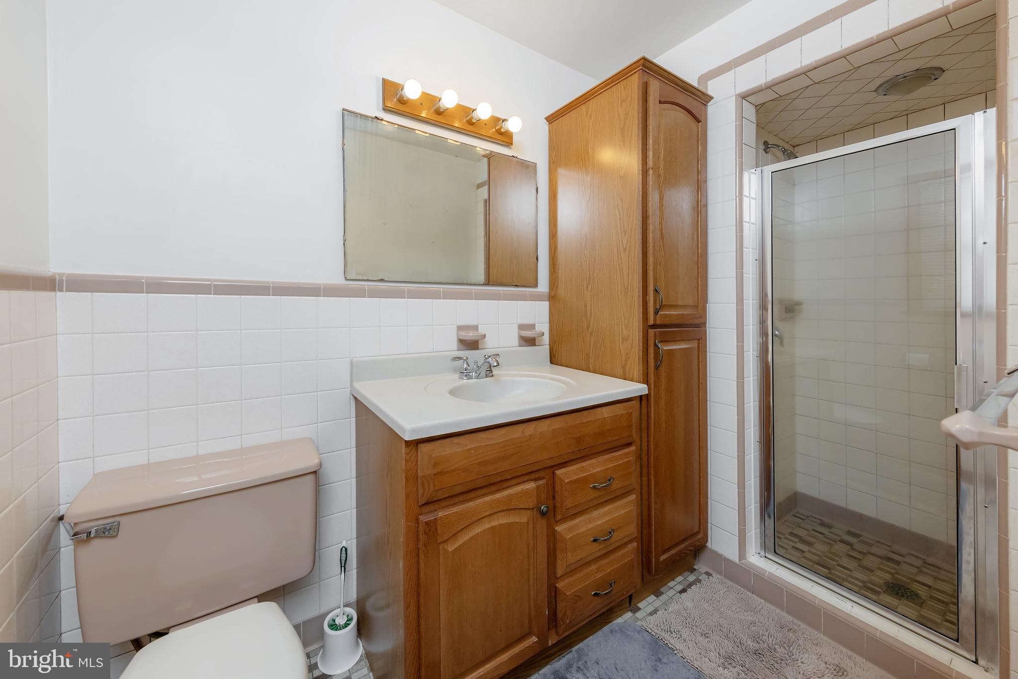 546 Tomlin Road Gibbstown, NJ 08027 - Photo 12 of 23