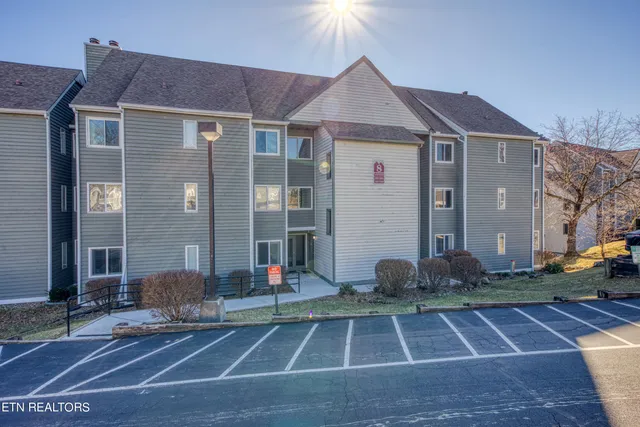 $250,000 | 1260 Ski View Drive, Unit 8201, Gatlinburg, TN 37738