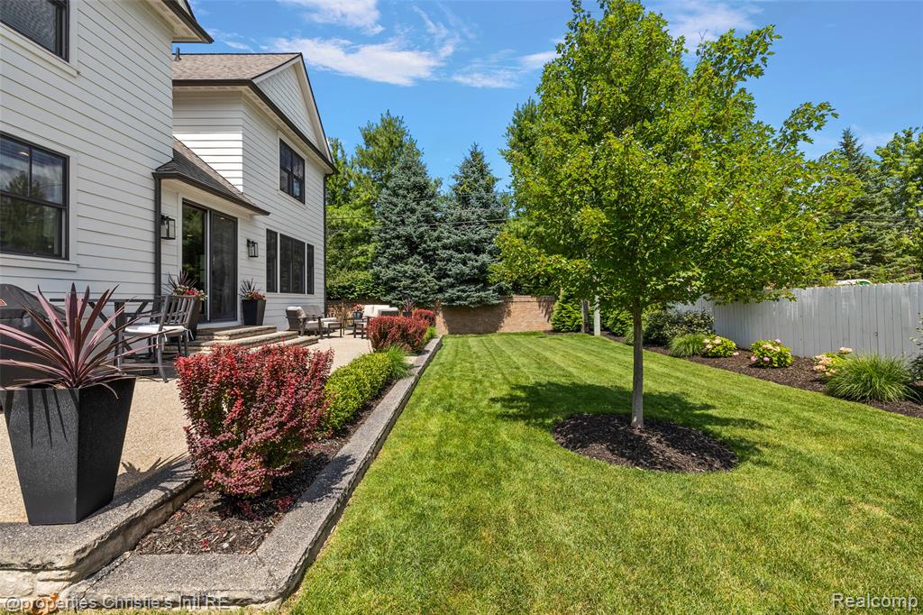1202 North Pine Street Rochester, MI 48307 - Photo 73 of 83