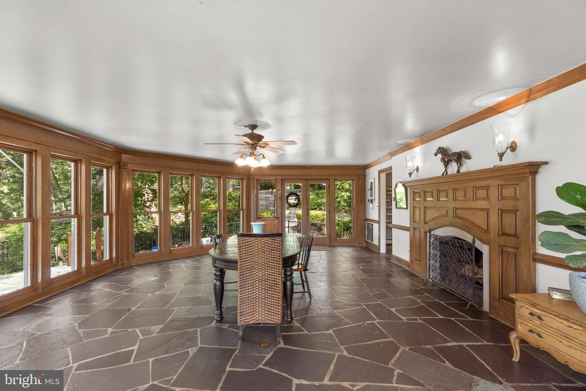 2425 Daisy Road Woodbine, MD 21797 - Photo 10 of 67 Dining room