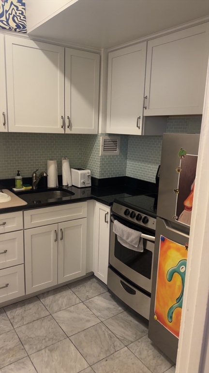 21 Beacon Street, Unit 6D Boston, MA 02108 - Photo 11 of 21