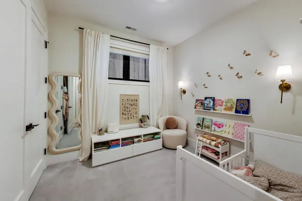 $8,500 | 3219 North Seminary Avenue, Unit 1N, Chicago, IL 60657