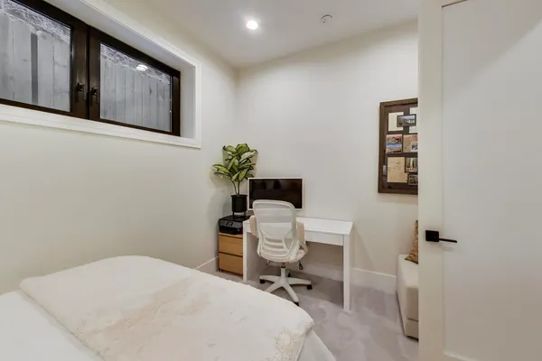 $8,500 | 3219 North Seminary Avenue, Unit 1N, Chicago, IL 60657