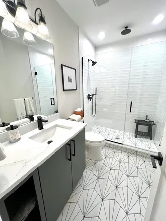 $8,500 | 3219 North Seminary Avenue, Unit 1N, Chicago, IL 60657