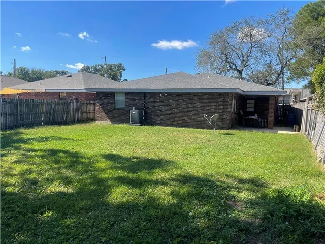 $1,950 | 3240 Idaho Avenue, Kenner, LA 70065