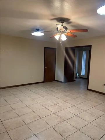 $1,975 | 3240 Idaho Avenue, Kenner, LA 70065