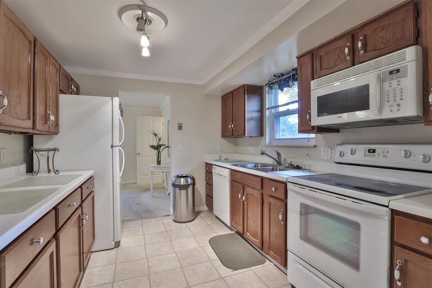 3714 Hopper Hill Road Cincinnati, OH 45255 - Photo 8 of 24 Gallery Image 8