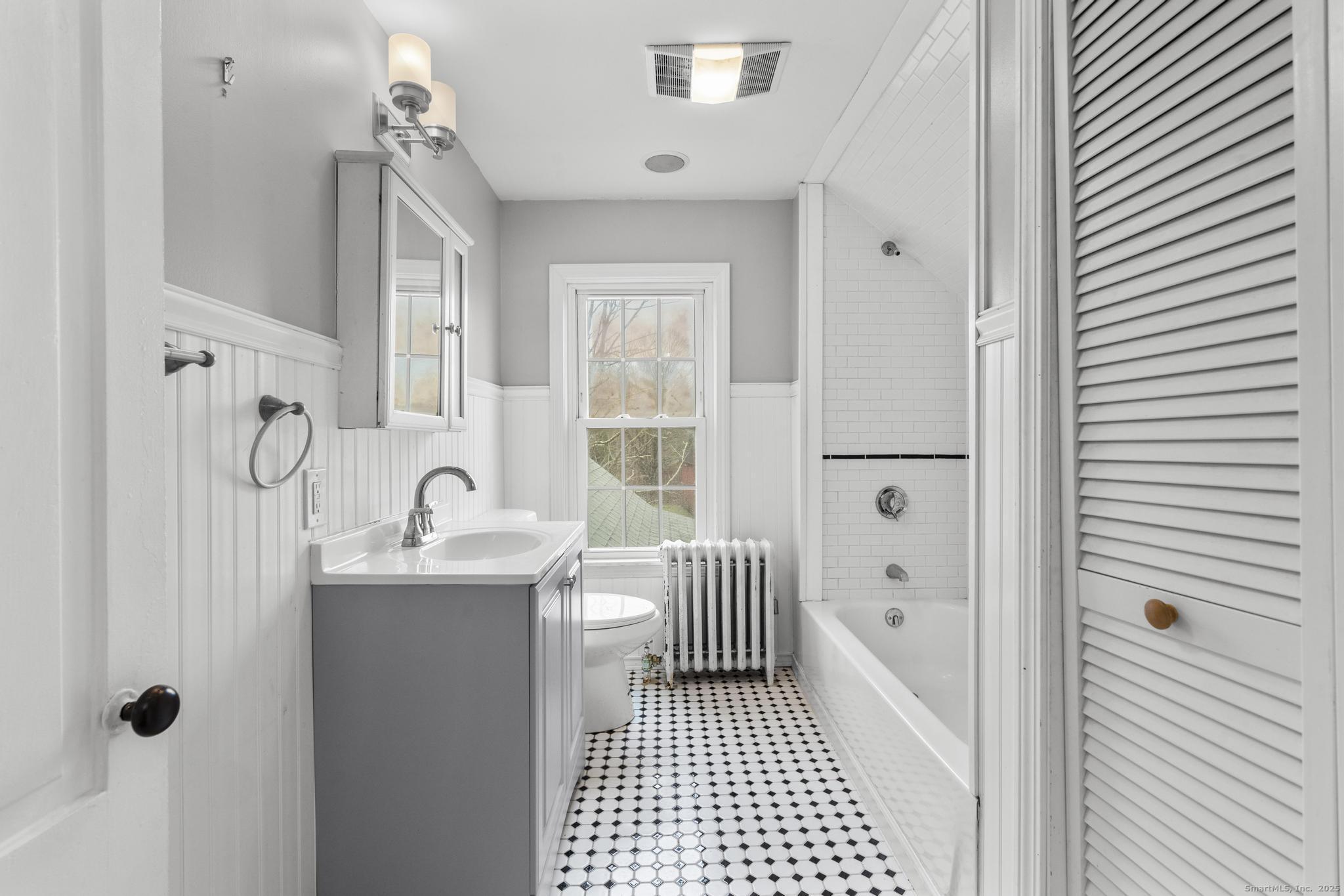 162 Scotland Road Windham, CT 06280 - Photo 11 of 31 a bathroom with a bathtub and a shower