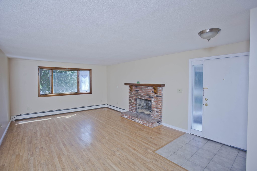 3120 Boston Road Wilbraham, MA 01095 - Photo 2 of 14