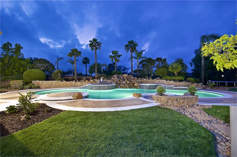 3248 Rim Rock Circle Encinitas, CA 92024 - Photo 3 of 24