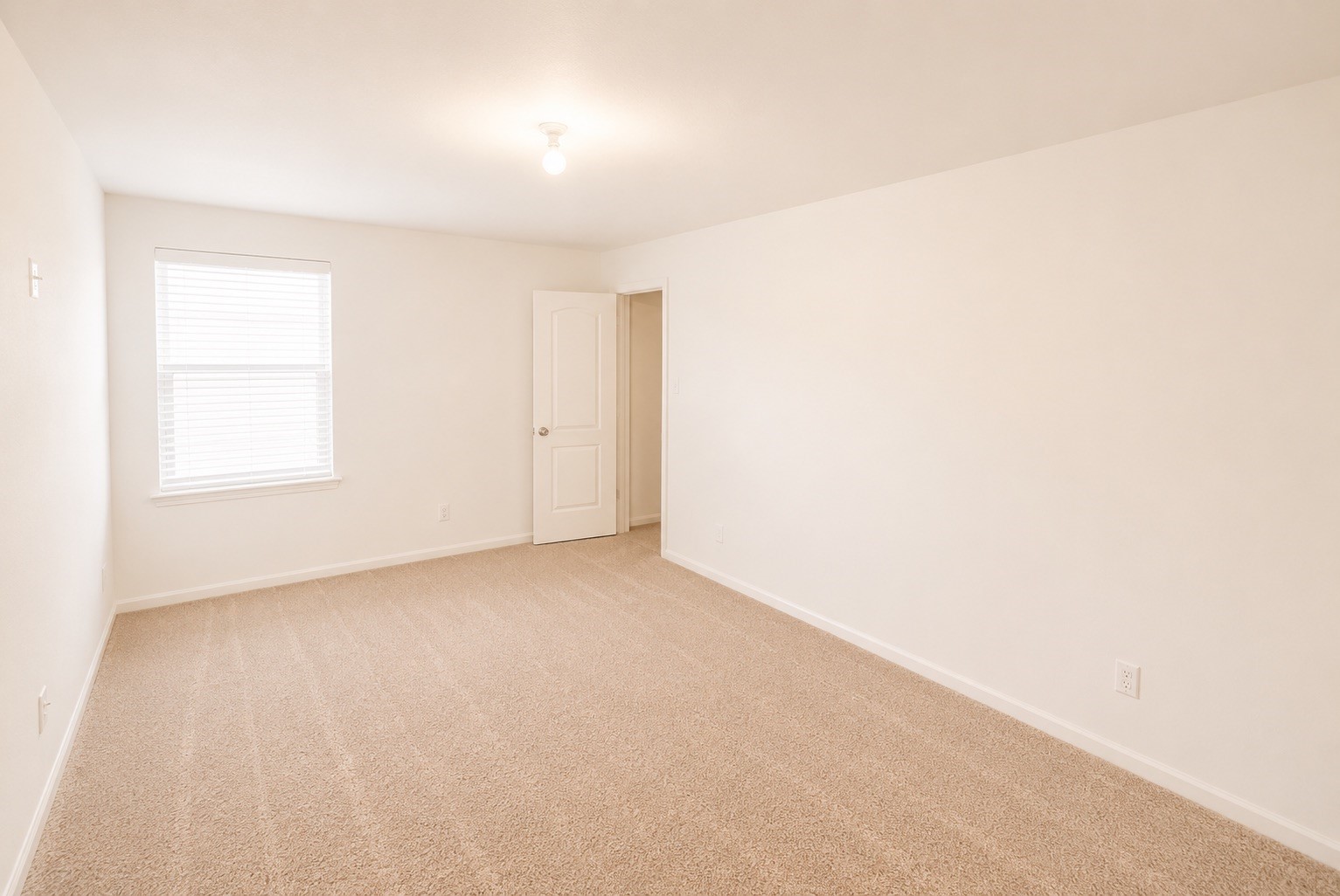 9427 Ruby Mist Drive Rosharon, TX 77583 - Photo 21 of 30 Bedroom 2