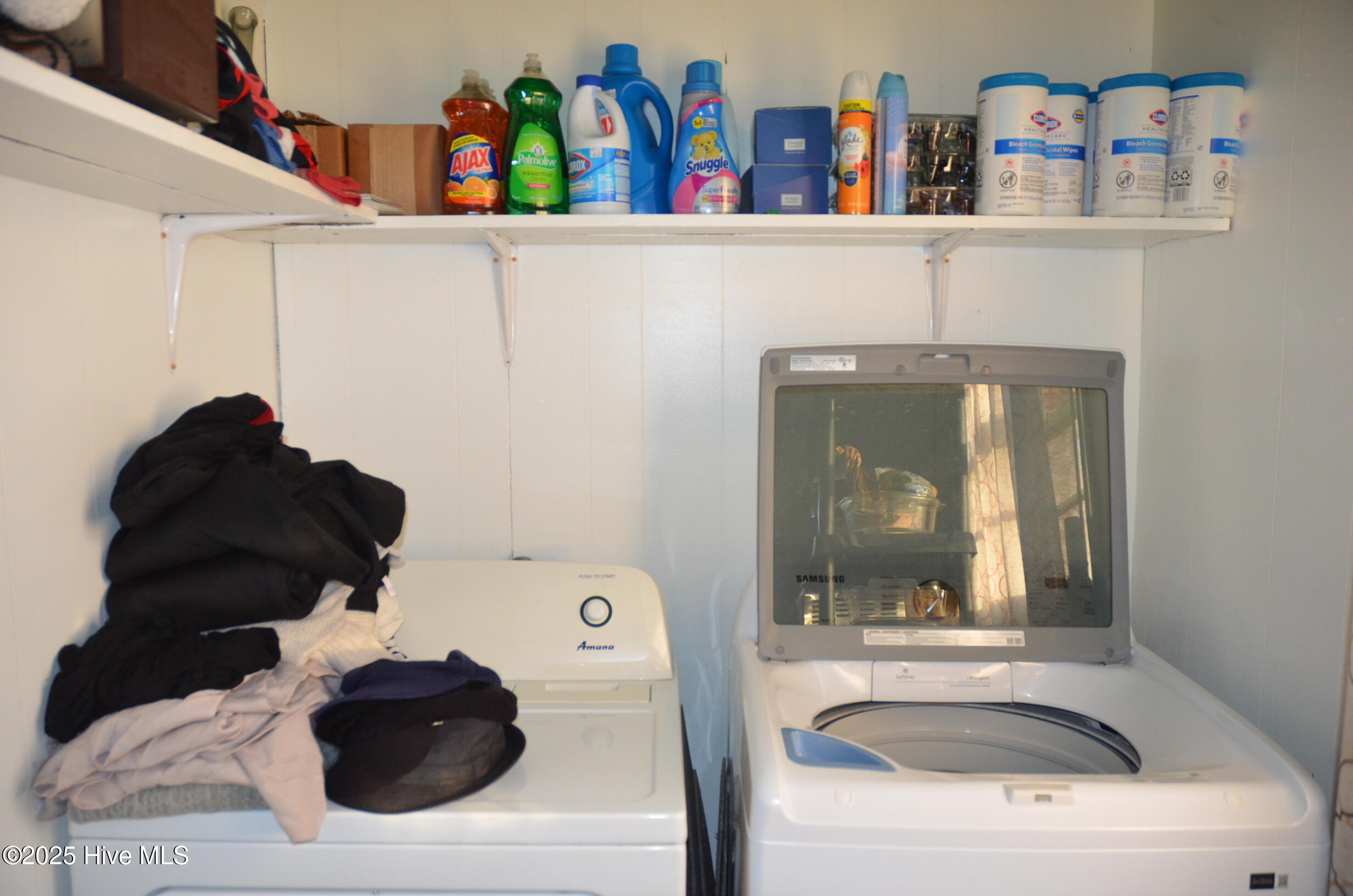 12652 Highway 258 Scotland Neck, NC 27874 - Photo 18 of 26 Laundry Room with storage 8' x 5'5"