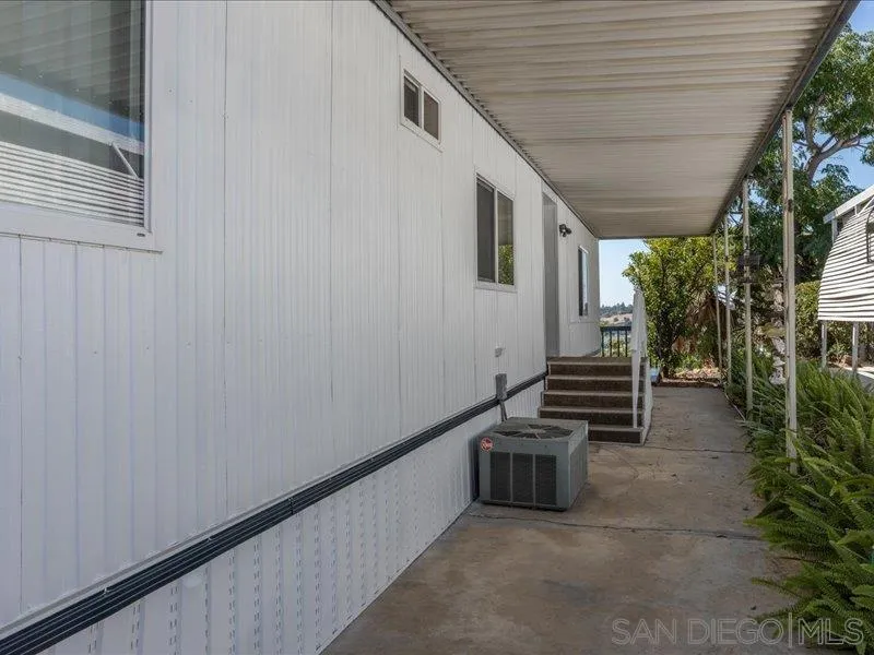 1815 Sweetwater Road, Unit 51 Spring Valley, CA 91977 - Photo 4 of 43 Gallery Image 4