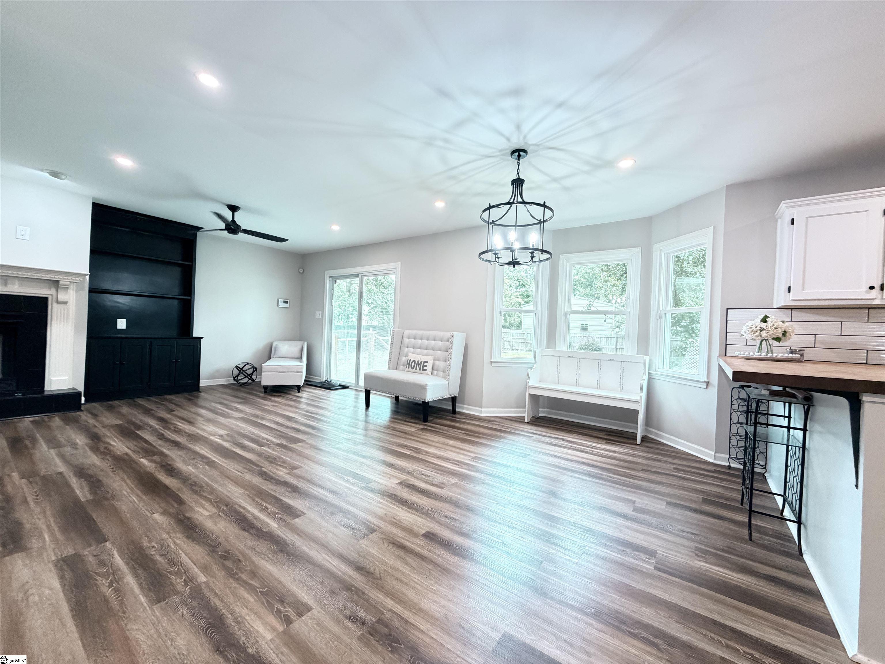 66 Cain Road Laurens, SC 29360 - Photo 4 of 24
