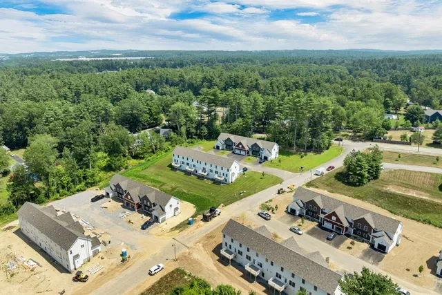 $499,000 | 3 C Mustang Drive, Unit MODEL, Litchfield, NH 03052