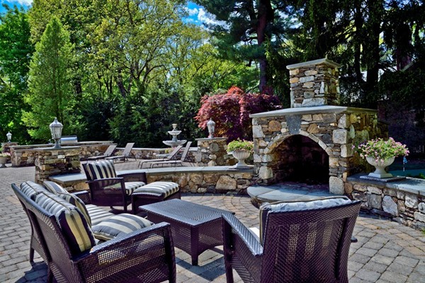 1 Stonefield Lane Wellesley, MA 02482 - Photo 6 of 30