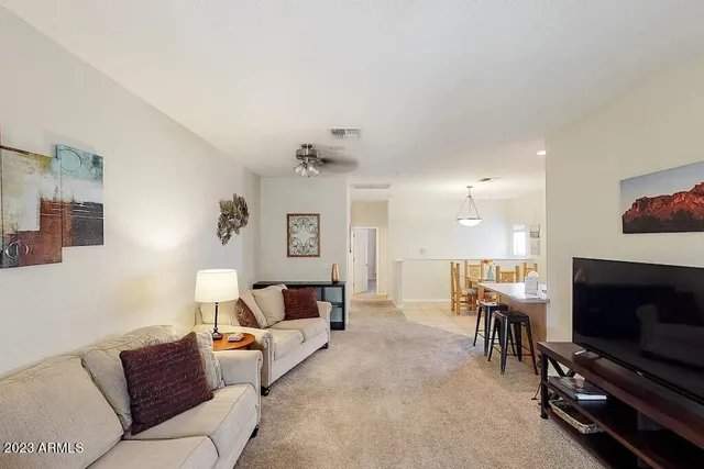 $6,750 | 6535 East Superstition Springs Boulevard, Unit 260, Mesa, AZ 85206