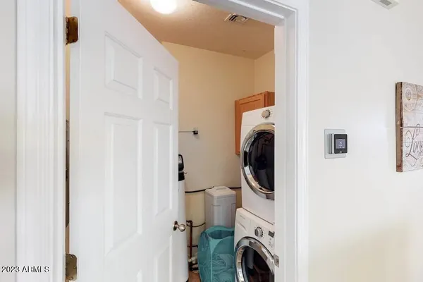 $6,750 | 6535 East Superstition Springs Boulevard, Unit 260, Mesa, AZ 85206
