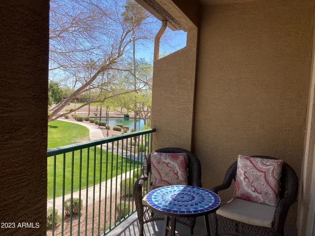 $6,750 | 6535 East Superstition Springs Boulevard, Unit 260, Mesa, AZ 85206
