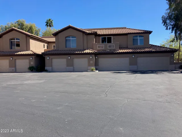 $6,750 | 6535 East Superstition Springs Boulevard, Unit 260, Mesa, AZ 85206