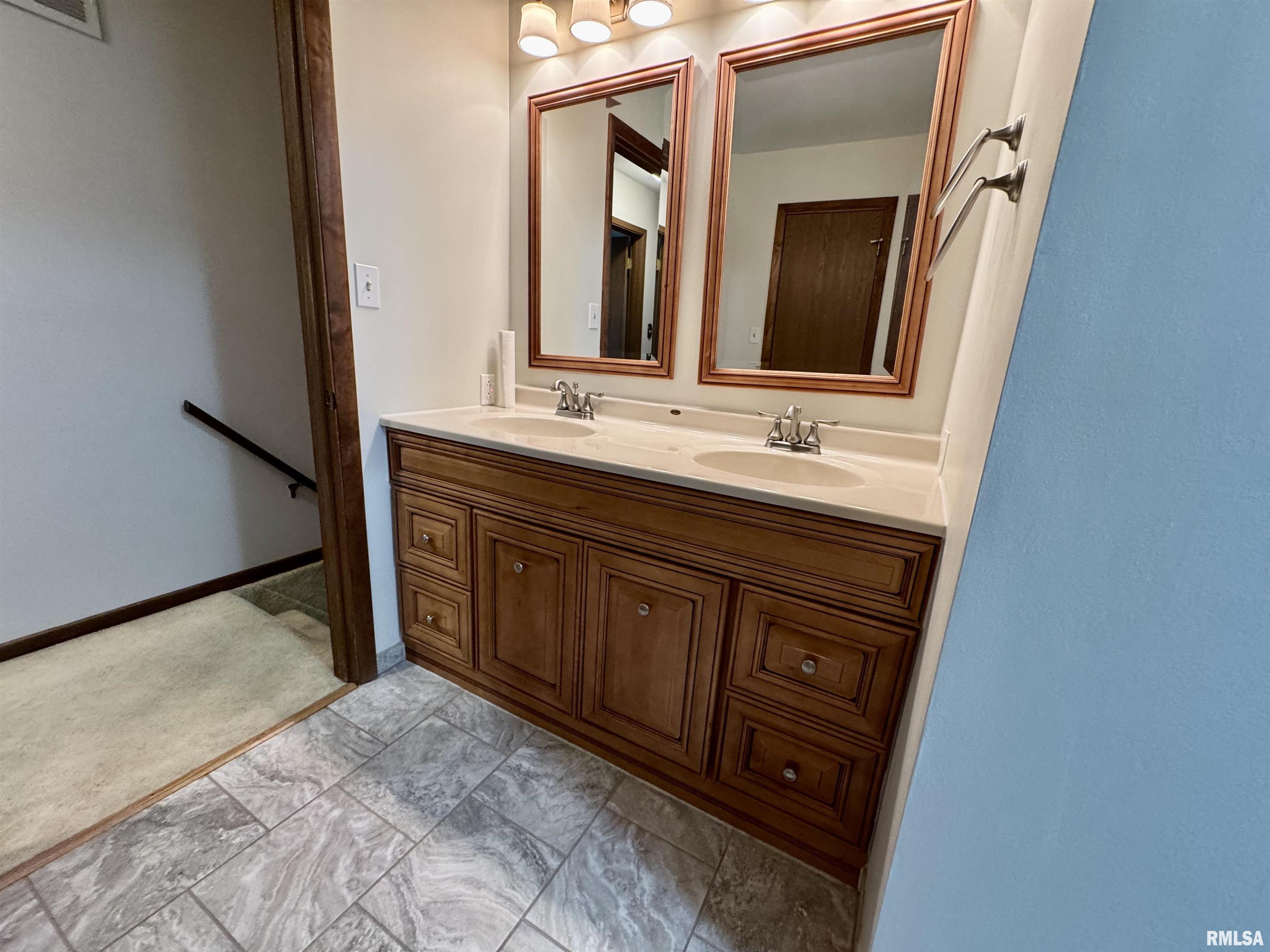 2001 West Jackson Street, Unit C Macomb, IL 61455 - Photo 18 of 45