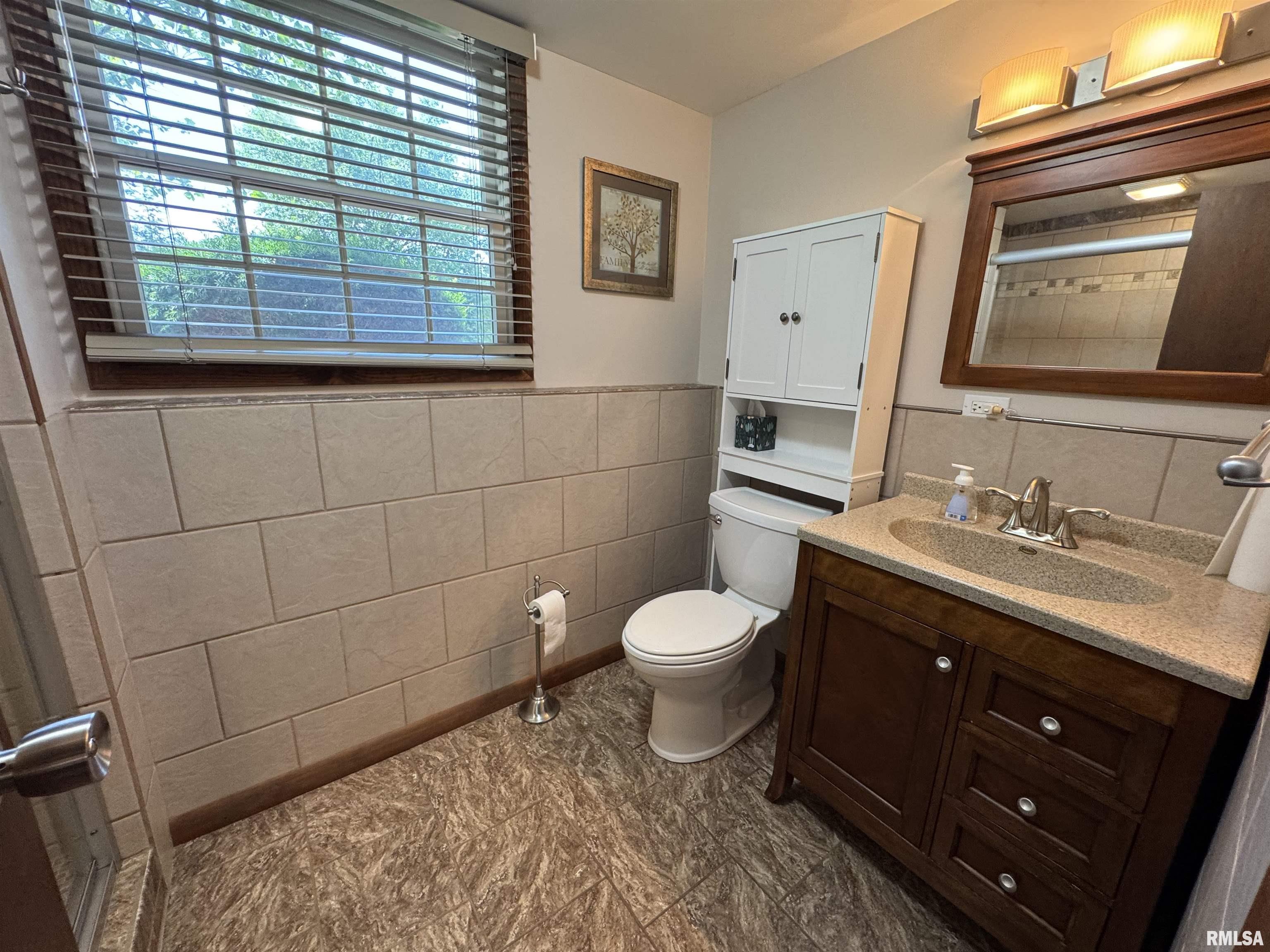 2001 West Jackson Street, Unit C Macomb, IL 61455 - Photo 33 of 45