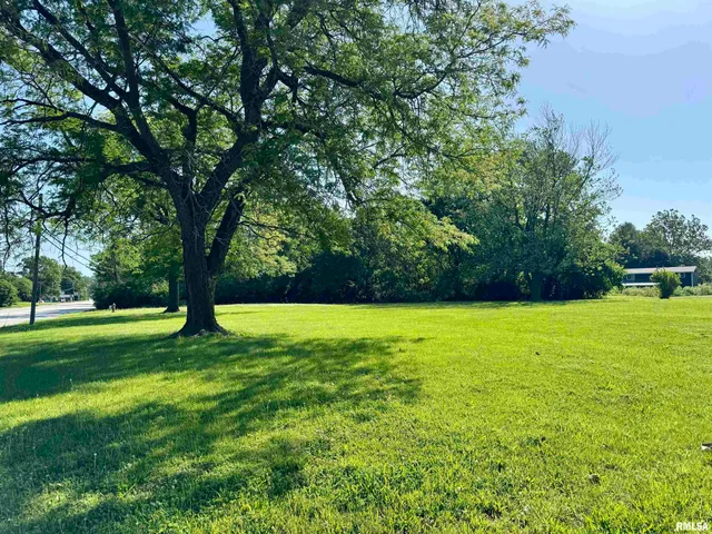 $399,000 | 2001 West Jackson Street, Unit C, Macomb, IL 61455