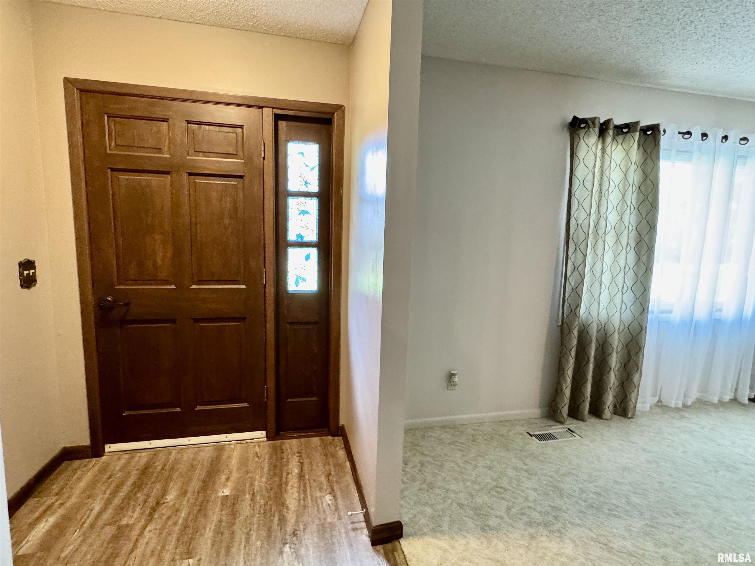 2001 West Jackson Street, Unit C Macomb, IL 61455 - Photo 5 of 45