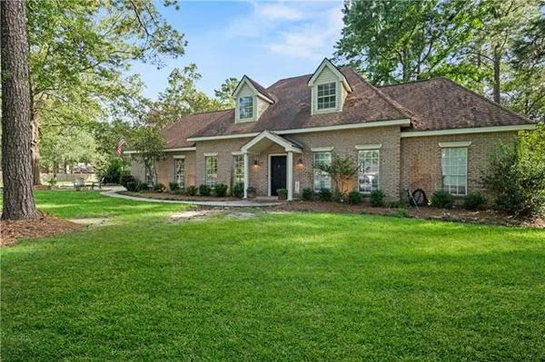 $369,000 | 202 Kipling Lane, Mandeville, LA 70448