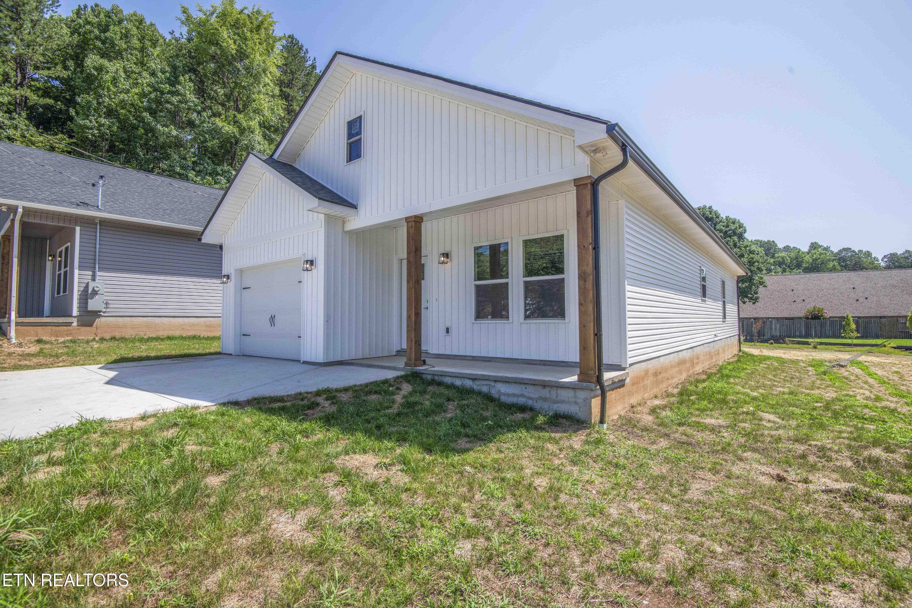 2004 Woods-Smith Road Knoxville, TN 37921 - Photo 3 of 45 One Level