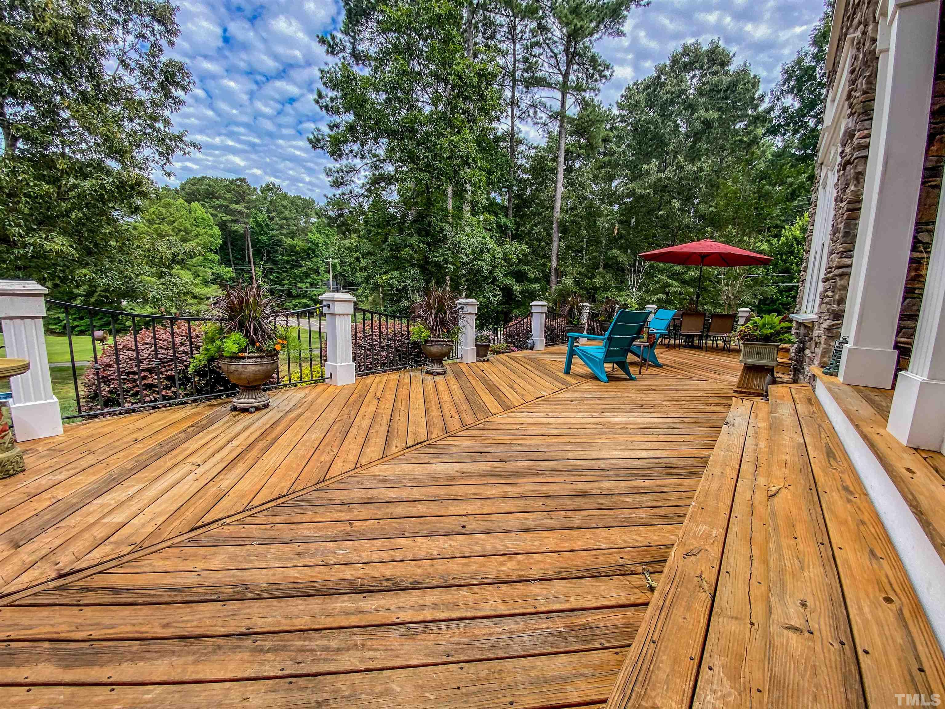 102 Continental Drive Durham, NC 27712 - Photo 25 of 86 a view of a backyard with sitting area
