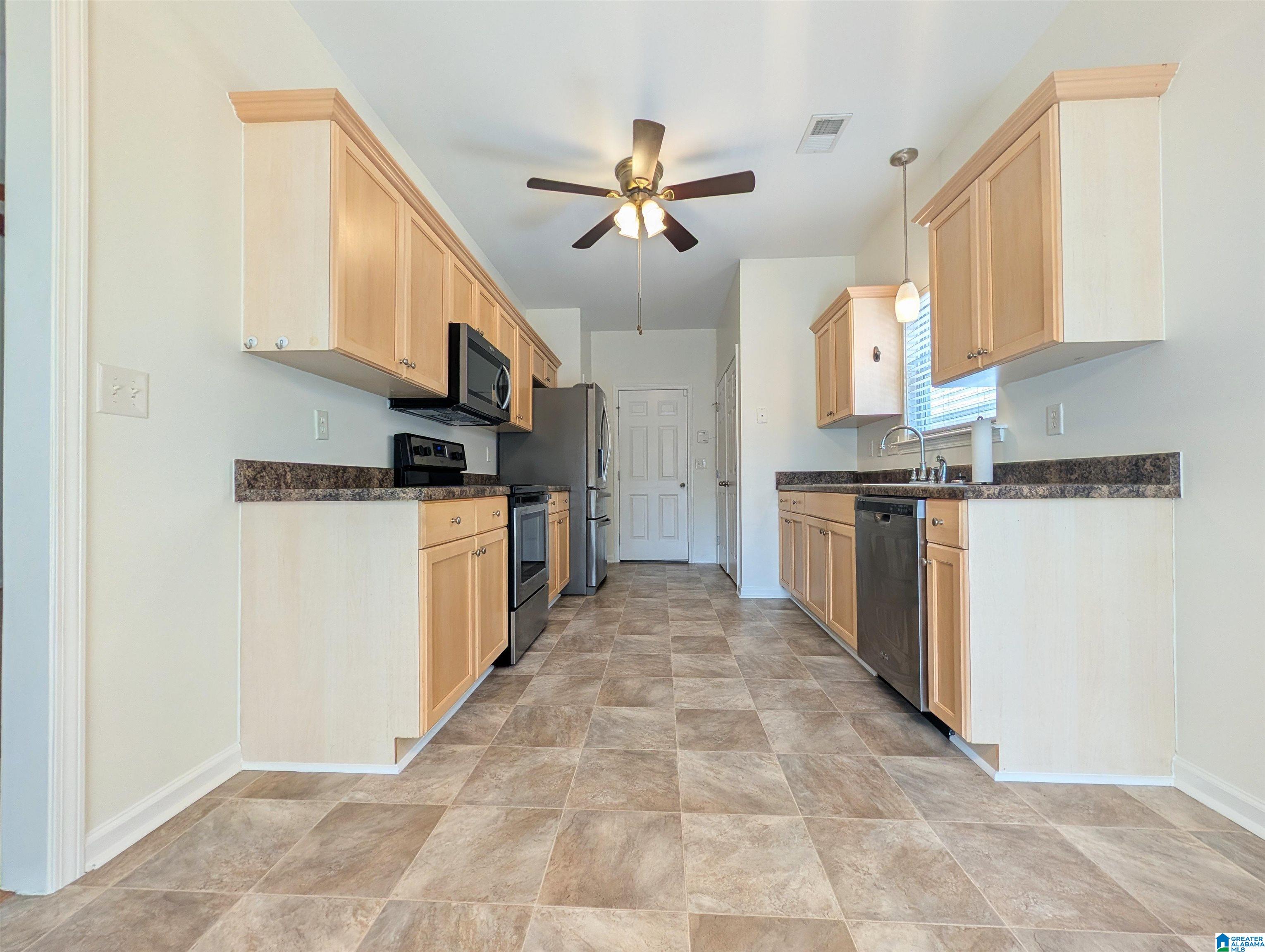 921 Wren Way Mount Olive, AL 35117 - Photo 3 of 15