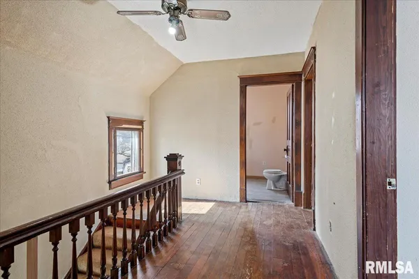 $79,999 | 600 Sanford Street, Nokomis, IL 62075