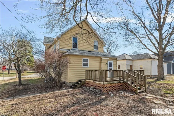 $79,999 | 600 Sanford Street, Nokomis, IL 62075
