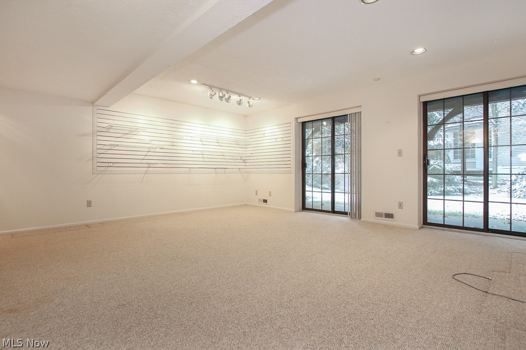 3513 Hampton Road Pepper Pike, OH 44122 - Photo 17 of 33 Gallery Image 17