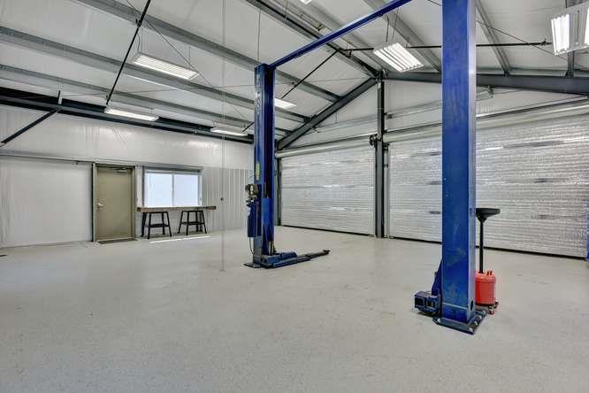 8380 Burchell Road Gilroy, CA 95020 - Photo 33 of 40 a view of a room with gym equipment