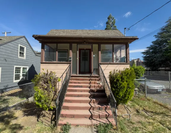 $230,000 | 1034 High Street, Klamath Falls, OR 97601