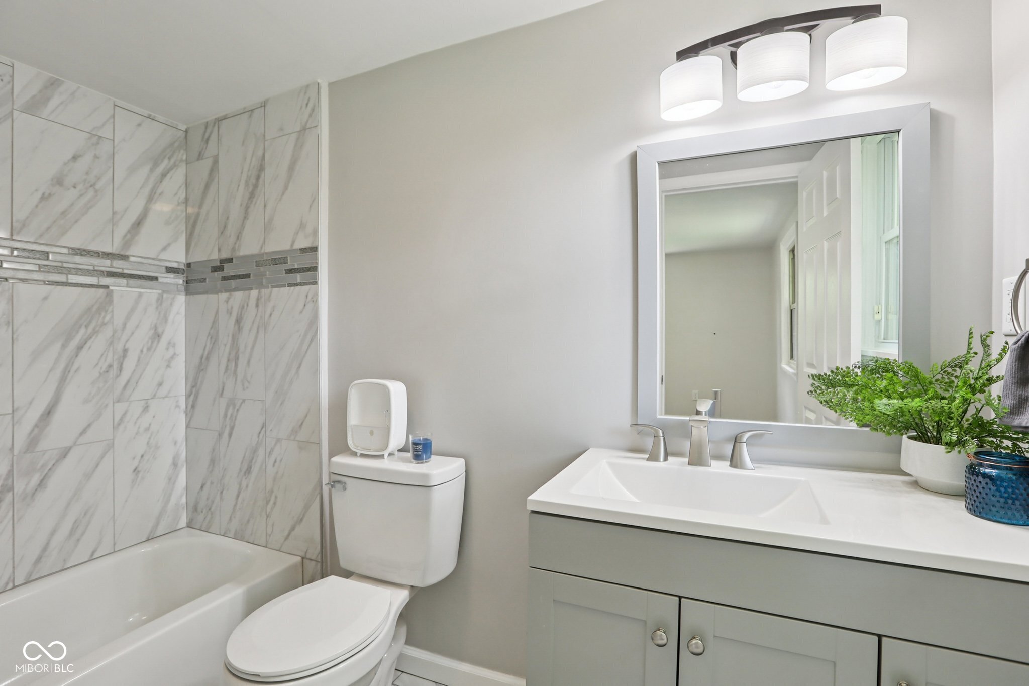 6233 Lafayette Road Indianapolis, IN 46278 - Photo 9 of 21