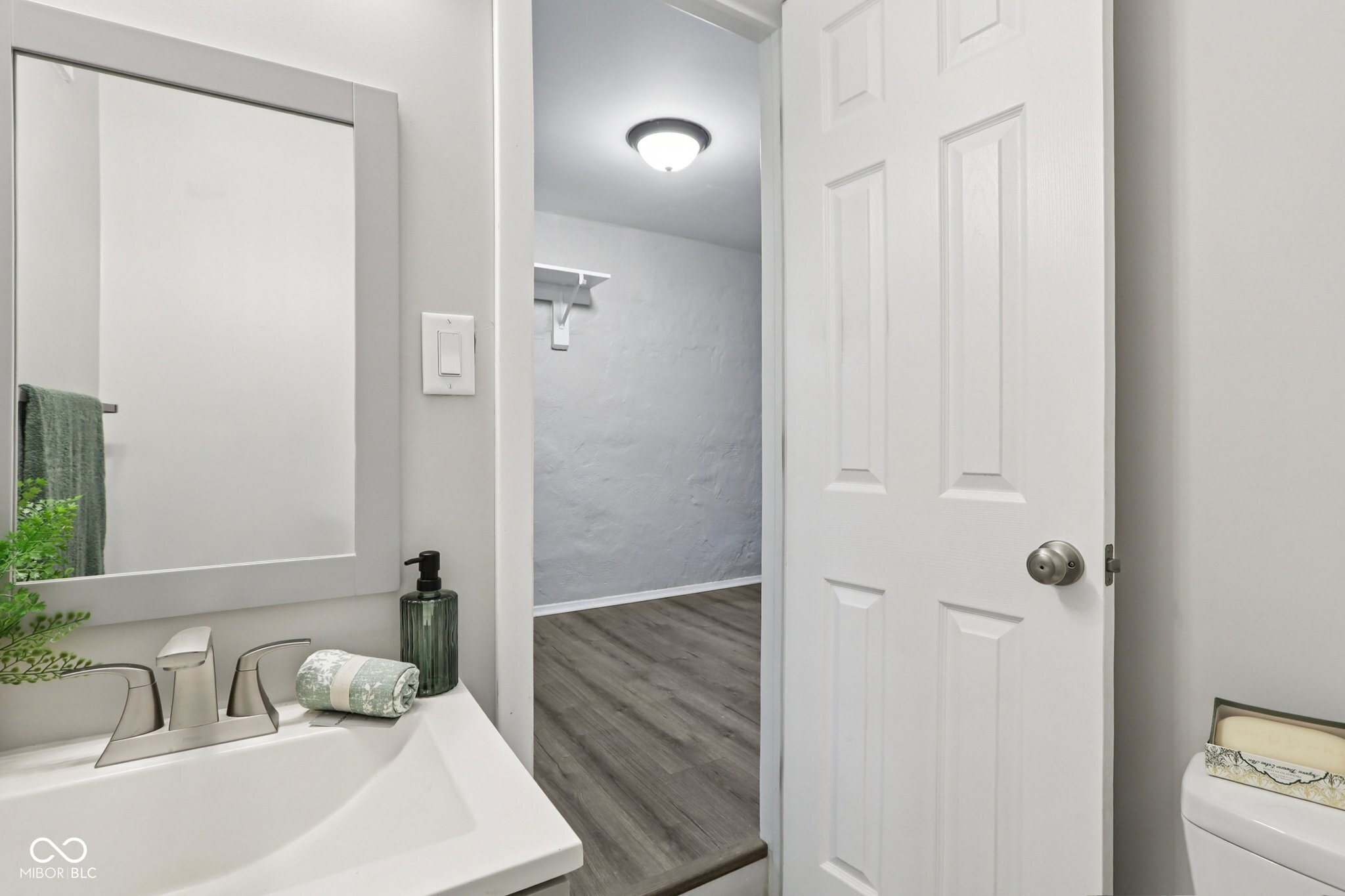 6233 Lafayette Road Indianapolis, IN 46278 - Photo 10 of 21