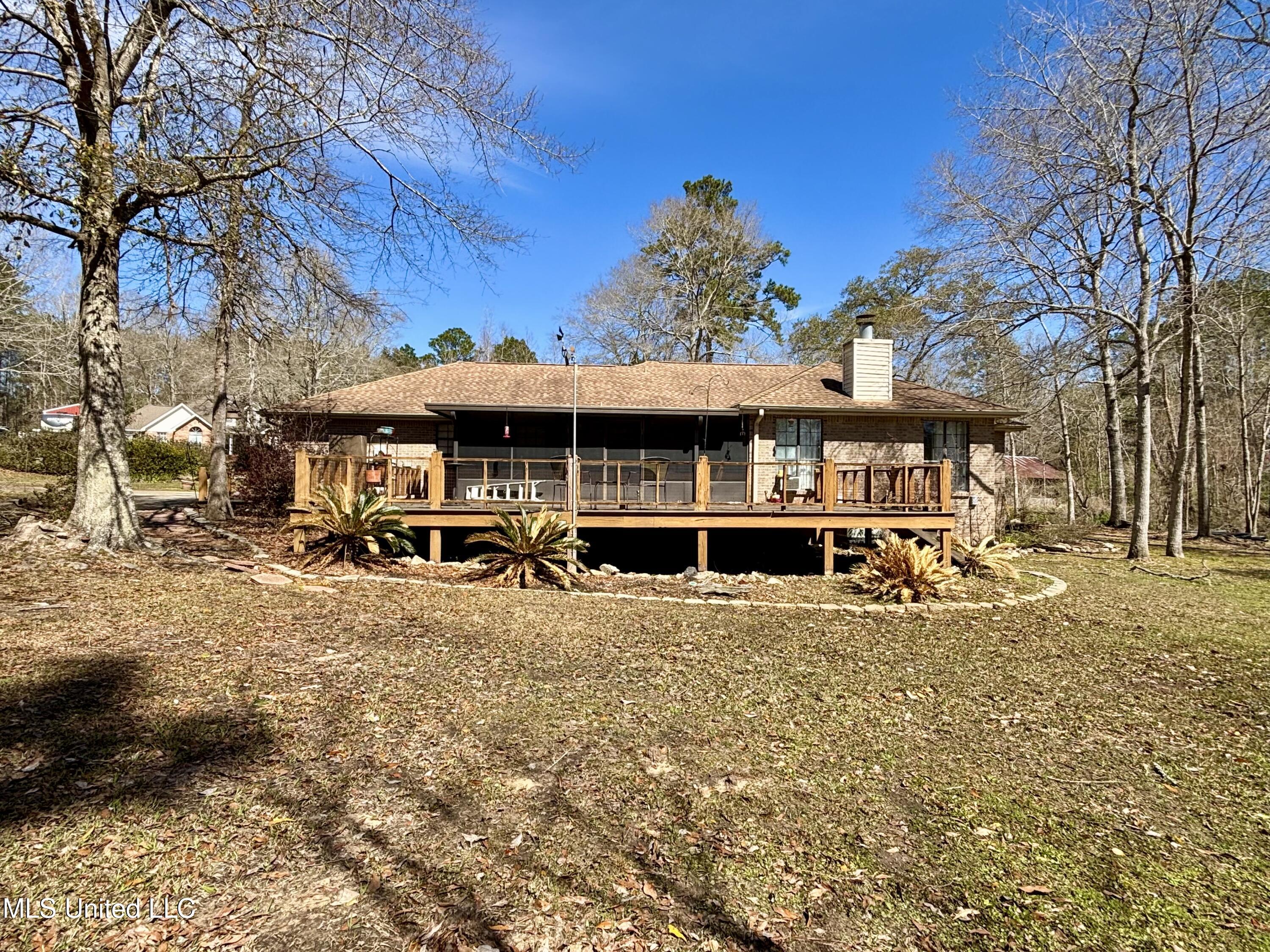 41 Covered Bridge Road Carriere, MS 39426 - Photo 6 of 71 IMG_4459