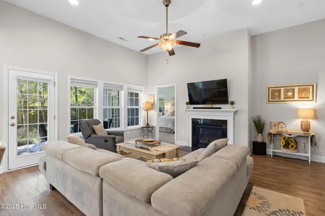 $2,200 | 1801 Wildwood Court Southwest, Ocean Isle Beach, NC 28469